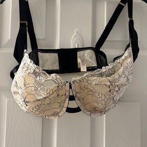 Cacique Demi Bra convertible 40f
